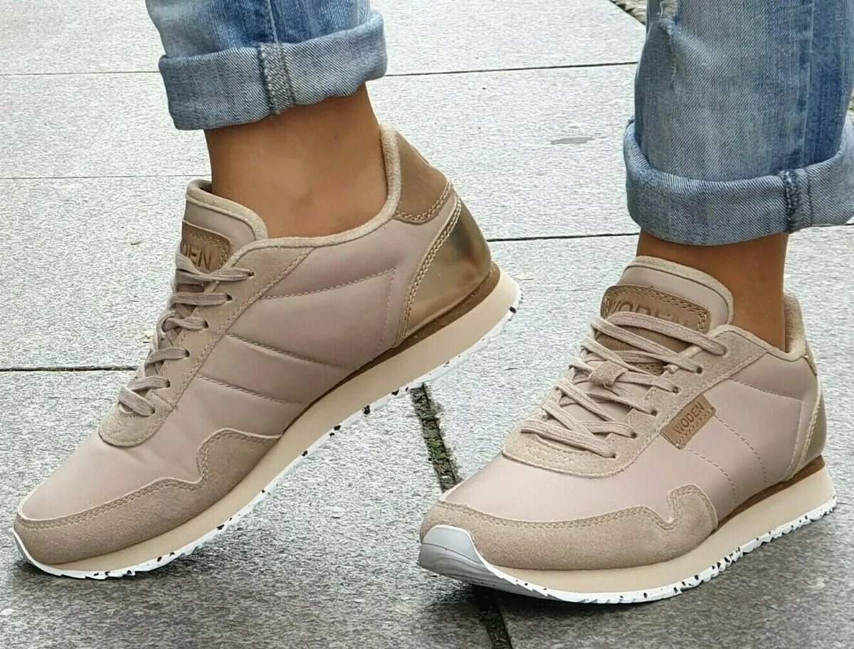 Für jede Jahreszeit: Kinderstiefel Mädchen und trendige Sneaker findest du nur bei Sneaker4Kids!
