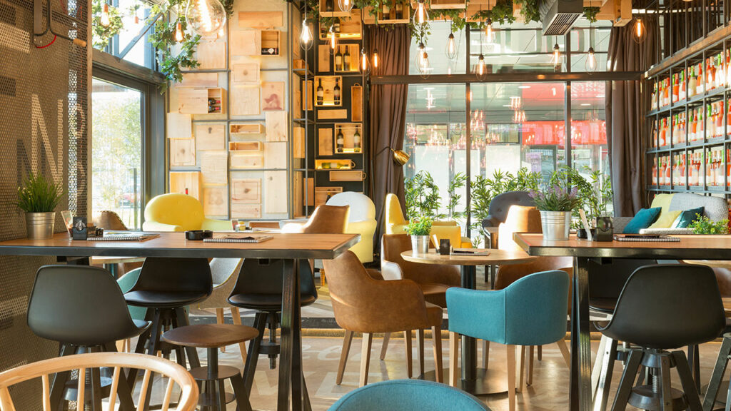 Nippen und genießen: Weinpaarungserlebnisse in gehobenen Restaurant Marketings