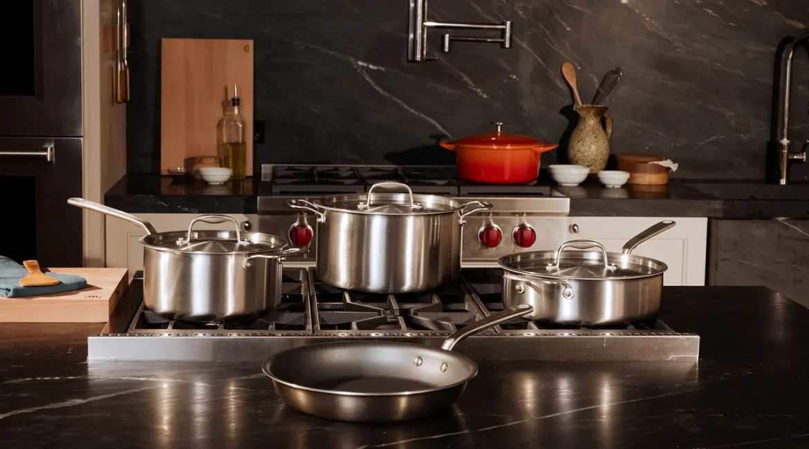 Geschenke für Frauen, die Wert auf Tradition und Beständigkeit legen: GreenKitchen Töpfe und Pfannen als perfekter Begleiter